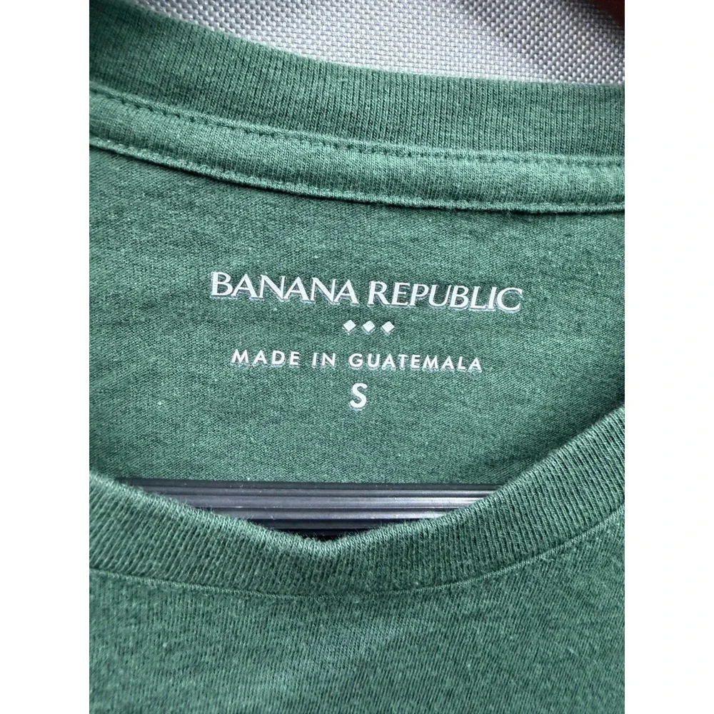 Banana‎ Republic Graphic T-Shirt Mens Green City Skyline Print Small